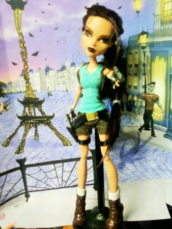 Lara Croft TOMB RAIDER, visite monster high